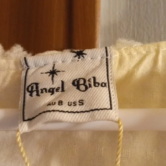 New with tags cream colored dress - Picture 3 of 3